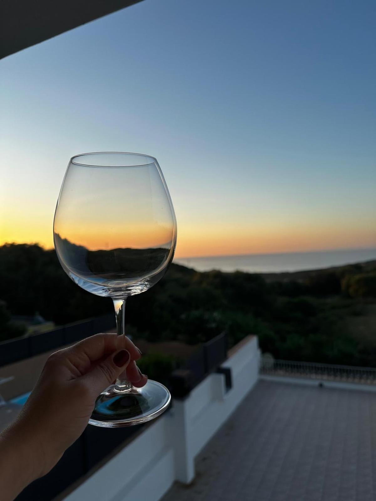 Willa Costa Rossa View Sunset Cascabraga Zewnętrze zdjęcie