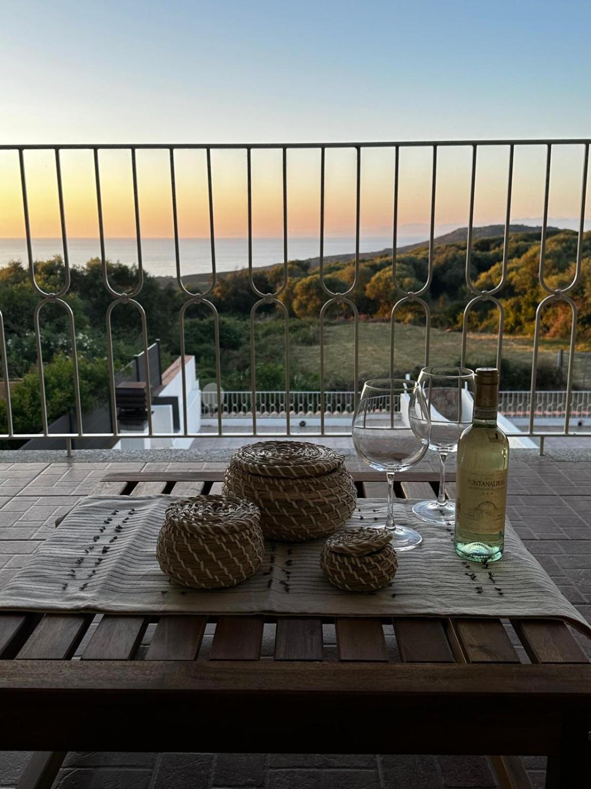 Willa Costa Rossa View Sunset Cascabraga Zewnętrze zdjęcie